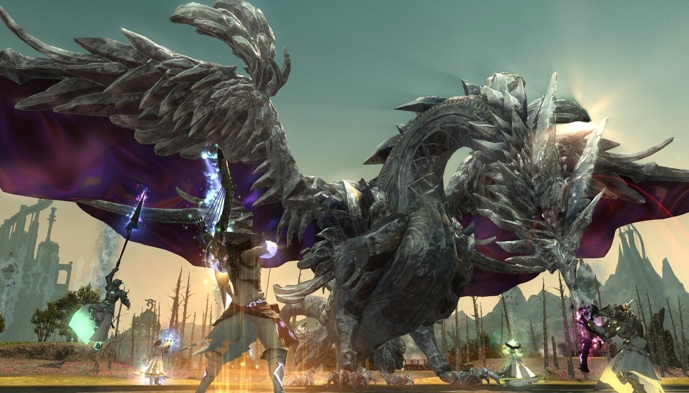 Герои сражаются с огромным драконом в открытой зоне Final Fantasy XIV