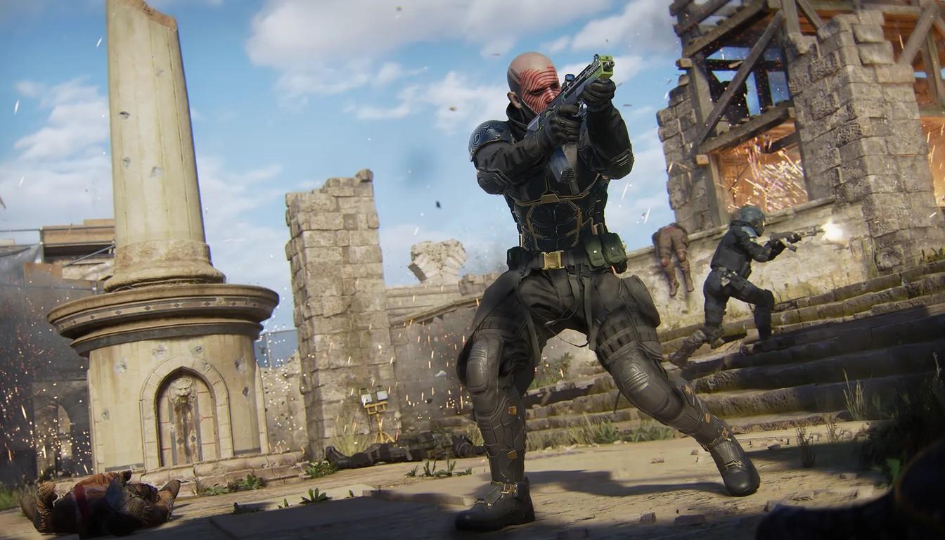 Operator firing among ruins and columns on the Dig map