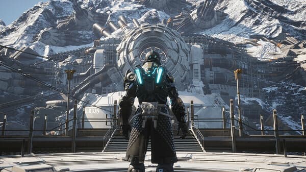 Descendant перед центральной частью Albion
